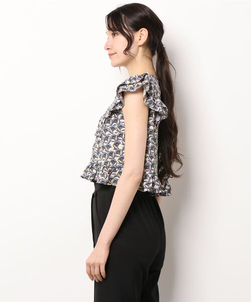 N.（N. Natural Beauty Basic）（エヌエヌナチュラルビューティーベーシック）の「フリルプリントブラウス（シャツ/ブラウス・レディース・ホワイト系その他/ブルー系その他・MEDIUM）」の4枚目の写真