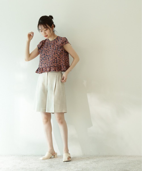 N.（N. Natural Beauty Basic）（エヌエヌナチュラルビューティーベーシック）の「フリルプリントブラウス（シャツ/ブラウス・レディース・ホワイト系その他/ブルー系その他・MEDIUM）」の6枚目の写真