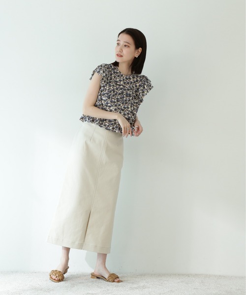 N.（N. Natural Beauty Basic）（エヌエヌナチュラルビューティーベーシック）の「フリルプリントブラウス（シャツ/ブラウス・レディース・ホワイト系その他/ブルー系その他・MEDIUM）」の12枚目の写真