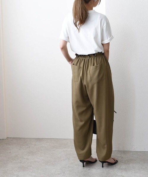 エイミーロウ　ボリュームコクーンパンツ Eimee Law（エイミーロウ）の「ボリュームコクーンパンツ
