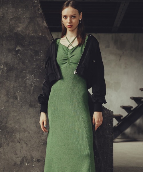 Cheek（チーク）の「ホルターネックニットワンピース（ワンピース・レディース・アイボリー/オレンジ/グリーン・MEDIUM）」の5枚目の写真