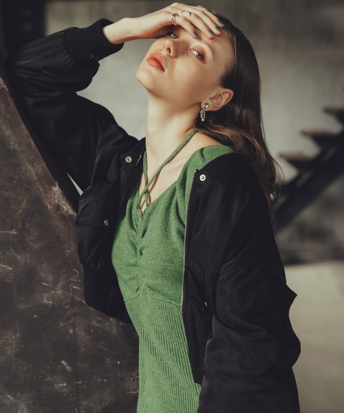 Cheek（チーク）の「ホルターネックニットワンピース（ワンピース・レディース・アイボリー/オレンジ/グリーン・MEDIUM）」の7枚目の写真