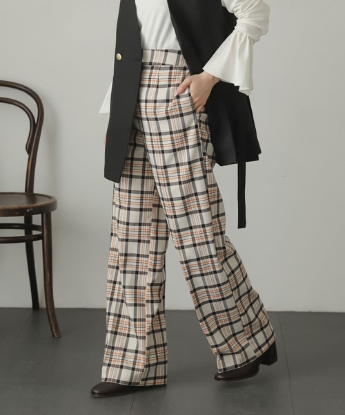 SENSE OF PLACE by URBAN RESEARCH(センスオブプレイスバイアーバンリサーチ)の「センタープレススラックスパンツ(スラックス・レディース・ブラック/ブラウン/ミント/ベージュ系その他・SMALL/MEDIUM/X-SMALL)」の4枚目の写真