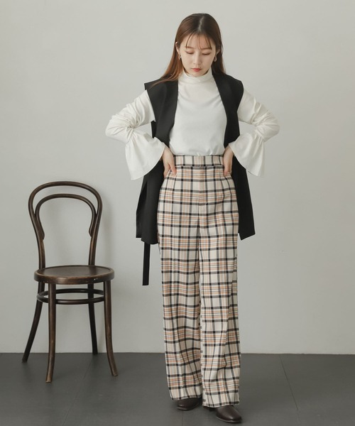 SENSE OF PLACE by URBAN RESEARCH(センスオブプレイスバイアーバンリサーチ)の「センタープレススラックスパンツ(スラックス・レディース・ブラック/ブラウン/ミント/ベージュ系その他・SMALL/MEDIUM/X-SMALL)」の19枚目の写真