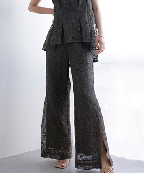 anuans（アニュアンス）の「オリジナルフラワーレースセミフレアパンツ  