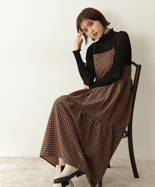 N.（N. Natural Beauty Basic）（エヌエヌナチュラルビューティーベーシック）の「◆ティアードキャミワンピース（ワンピース・レディース・ブラック/ブラック系その他・MEDIUM）」の2枚目の写真