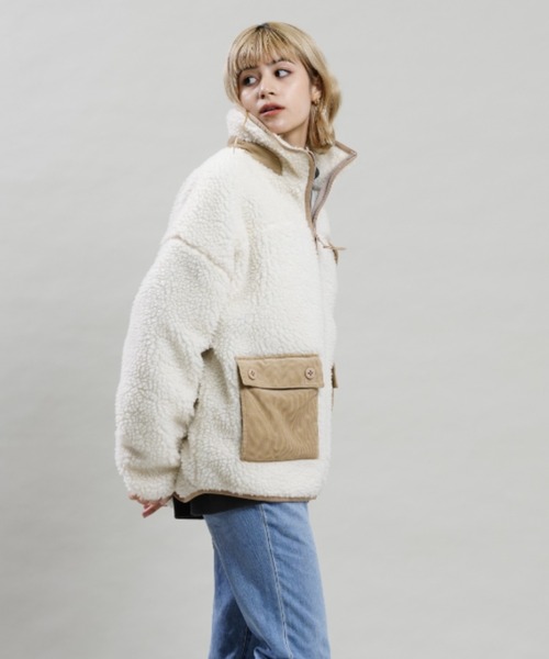 BILLABONG(ビラボン)の「BILLABONG/ビラボン ルーズシルエット/異素材ミックス無地ボアジャケット BC014-752(ムートンコート・レディース・ホワイト・L/M)」の6枚目の写真