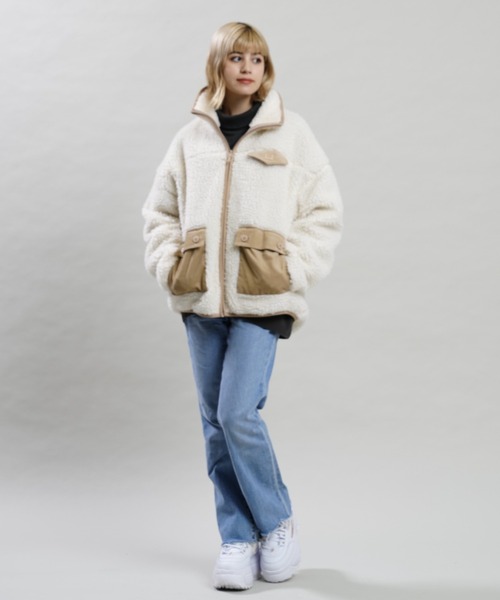 BILLABONG(ビラボン)の「BILLABONG/ビラボン ルーズシルエット/異素材ミックス無地ボアジャケット BC014-752(ムートンコート・レディース・ホワイト・L/M)」の8枚目の写真