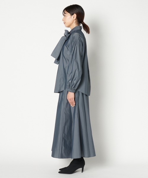 HELIOPOLE（エリオポール）の「CHAMBRAY TYPEWRITER BOW-TIE BL（シャツ/ブラウス・レディース・ピンク/グレー・38）」の6枚目の写真