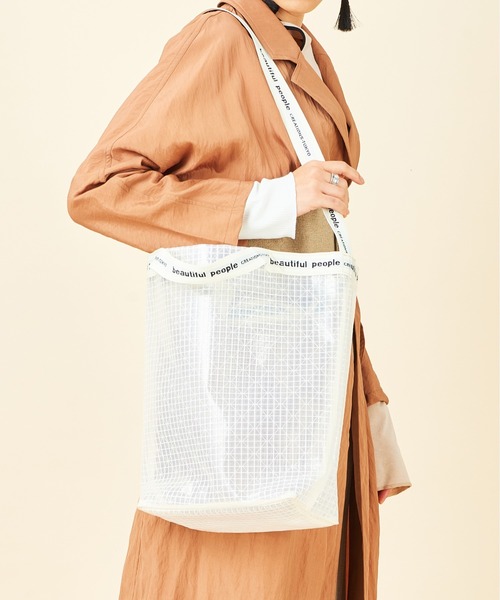 beautiful people(ビューティフルピープル)の「beautiful people PLAID VINYL LOGO TAPE SHOUL(ショルダーバッグ・レディース・その他3・FREE)」の6枚目の写真