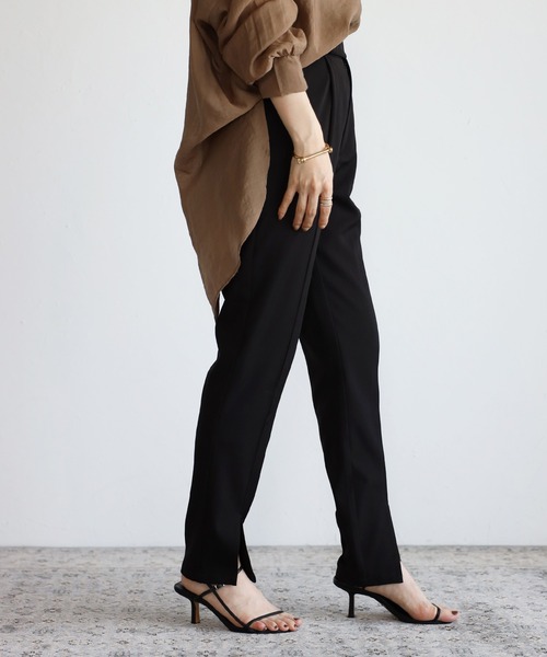 Bonjour Sagan（ボンジュールサガン）の「センタースリットペンシル