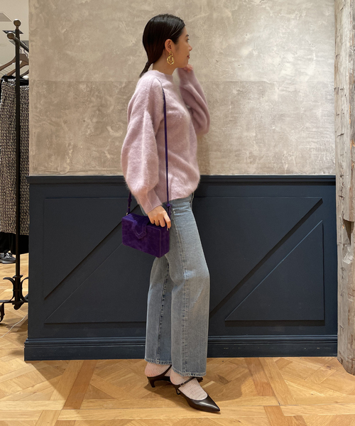 IENA LA BOUCLE(イエナラブークル)の「IENA LA BOUCLE ラクーンファーニットプルオーバー(ニット/セーター・レディース・ブラック/チャコールグレー/ホワイト/パープル・FREE)」の11枚目の写真