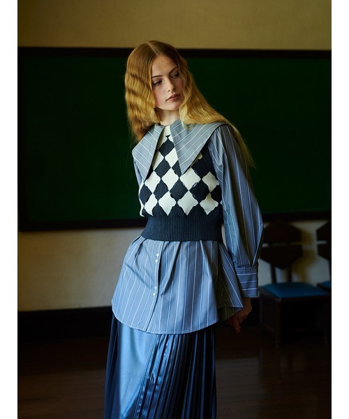 FURFUR（ファーファー）の「スリットアーガイルベスト（ベスト・レディース・チャコールグレー/ボルドー/キャメル・FREE）」の7枚目の写真