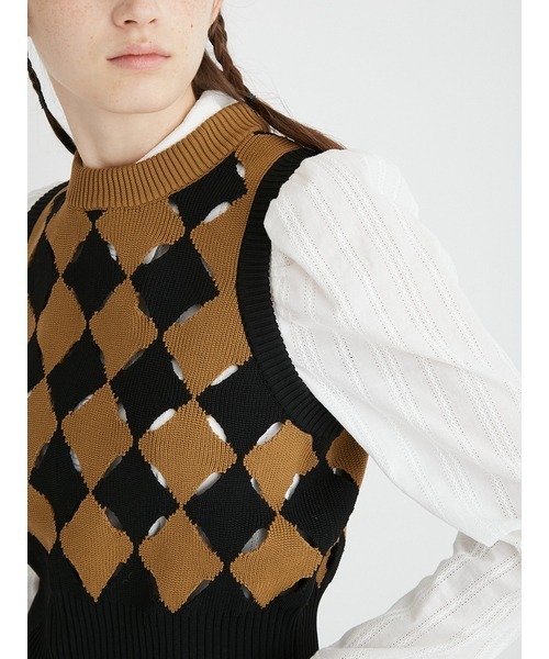 FURFUR（ファーファー）の「スリットアーガイルベスト（ベスト・レディース・チャコールグレー/ボルドー/キャメル・FREE）」の12枚目の写真