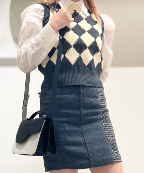 FURFUR（ファーファー）の「スリットアーガイルベスト（ベスト・レディース・チャコールグレー/ボルドー/キャメル・FREE）」の18枚目の写真