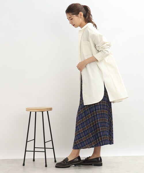 SHOO・LA・RUE(シューラルー)の「◆オーバーサイズシャツ(シャツ/ブラウス・レディース・チャコールグレー/オフホワイト/カーキ・00)」の14枚目の写真