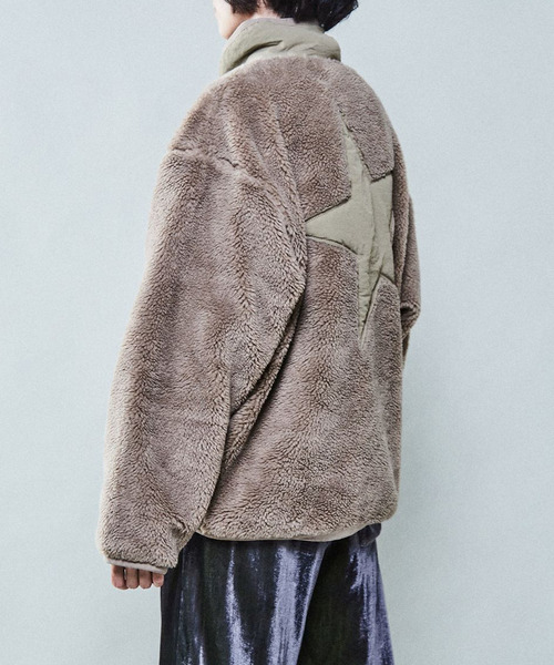 WILD THINGS（ワイルドシングス）の「【WILD THINGS】別注 フラッフィー ボア フーディ フリース ブルゾン（その他アウター・メンズ・ブラック/カーキ・SMALL/MEDIUM）」の9枚目の写真