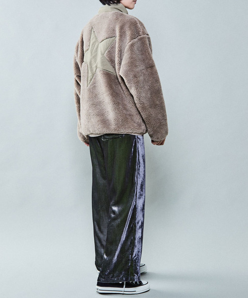 WILD THINGS（ワイルドシングス）の「【WILD THINGS】別注 フラッフィー ボア フーディ フリース ブルゾン（その他アウター・メンズ・ブラック/カーキ・SMALL/MEDIUM）」の14枚目の写真