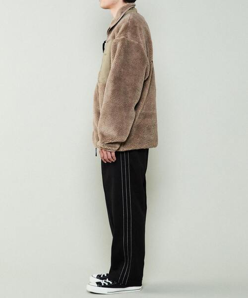 WILD THINGS（ワイルドシングス）の「【WILD THINGS】別注 フラッフィー ボア フーディ フリース ブルゾン（その他アウター・メンズ・ブラック/カーキ・SMALL/MEDIUM）」の16枚目の写真