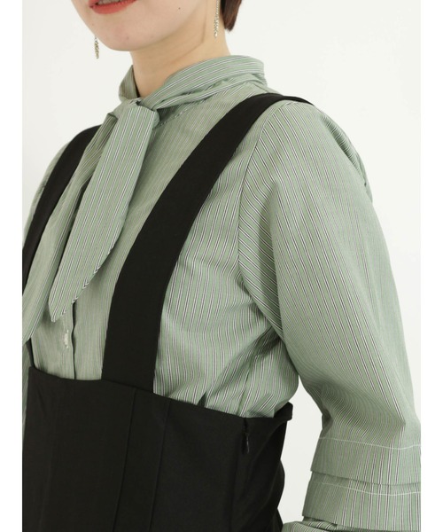 Te chichi TERRASSE（テチチテラス）の「ハイウエストサロペット（サロペット/オーバーオール・レディース・ネイビー/モカ/ブラック・ﾌﾘ-）」の4枚目の写真