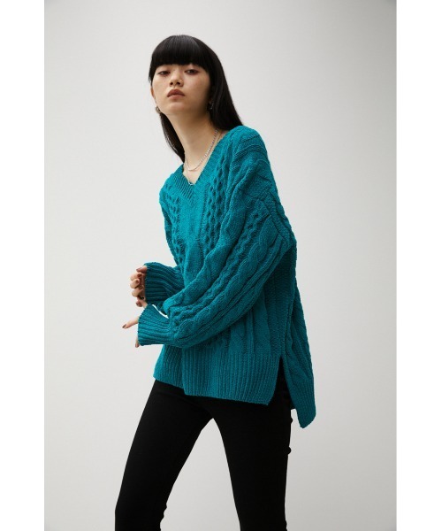 AZUL by moussy(アズールバイマウジー)の「CHENILLE CABLE V/N KNIT TOPS/シェニールケーブルブイネックニットトップス(ニット/セーター・レディース・ブラック/オレンジ/アイボリー/ピンク系その他/ターコイズブルー系・SMALL/MEDIUM)」の8枚目の写真