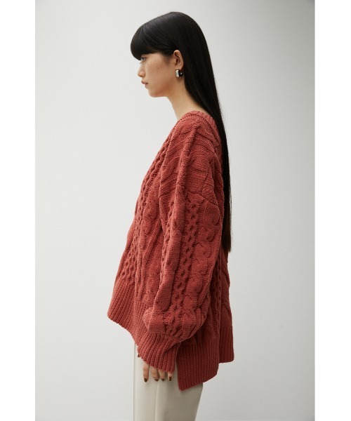 AZUL by moussy(アズールバイマウジー)の「CHENILLE CABLE V/N KNIT TOPS/シェニールケーブルブイネックニットトップス(ニット/セーター・レディース・ブラック/オレンジ/アイボリー/ピンク系その他/ターコイズブルー系・SMALL/MEDIUM)」の15枚目の写真