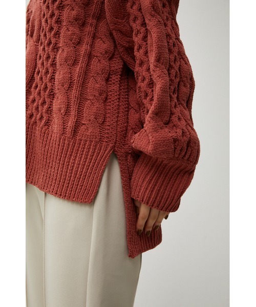 AZUL by moussy(アズールバイマウジー)の「CHENILLE CABLE V/N KNIT TOPS/シェニールケーブルブイネックニットトップス(ニット/セーター・レディース・ブラック/オレンジ/アイボリー/ピンク系その他/ターコイズブルー系・SMALL/MEDIUM)」の10枚目の写真