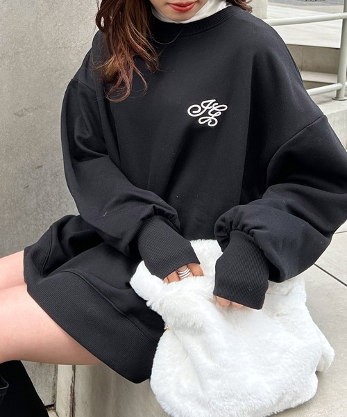 INGNI(イング)の「刺しゅうロゴスウェットチュニック(スウェット・レディース・ホワイト×ブラック/オートミール/ブラック・M)」の2枚目の写真