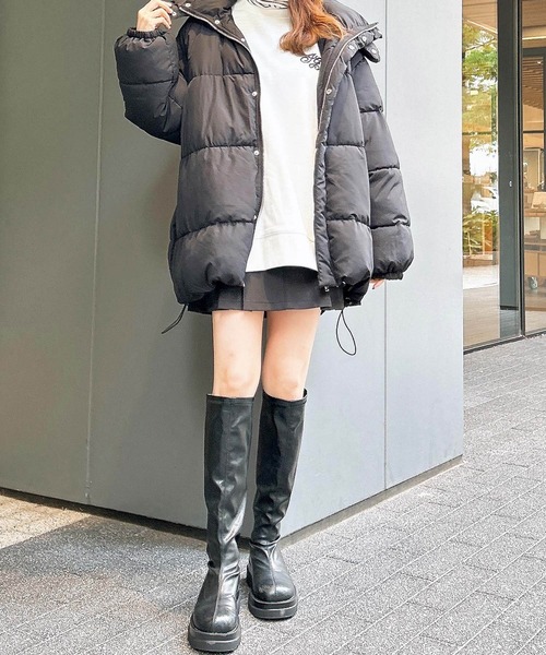 INGNI(イング)の「刺しゅうロゴスウェットチュニック(スウェット・レディース・ホワイト×ブラック/オートミール/ブラック・M)」の13枚目の写真