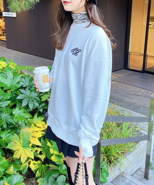 INGNI(イング)の「刺しゅうロゴスウェットチュニック(スウェット・レディース・ホワイト×ブラック/オートミール/ブラック・M)」の21枚目の写真