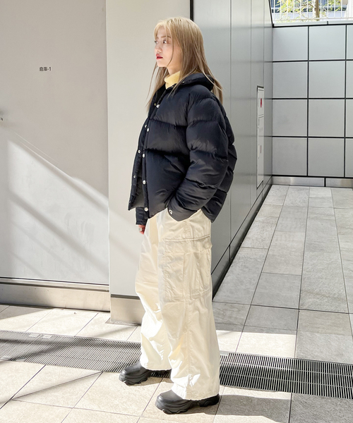 Alpha Industries(アルファインダストリーズ)の「【ALPHA / アルファ】バルーン ワイドカーゴ(カーゴパンツ・レディース・ホワイト/カーキ・X-SMALL/SMALL)」の14枚目の写真