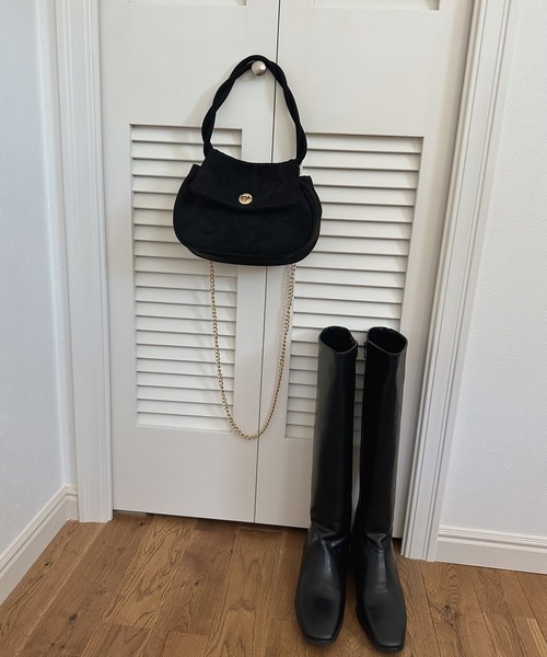 LAUIR(ラウアー)の「レトロデザインショルダーバッグ(ショルダーバッグ・レディース・ブラック・FREE)」の3枚目の写真