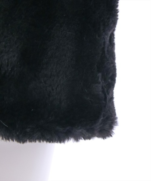 clear(クリア)の「リボン付切替ファートップス(Tシャツ/カットソー・レディース・ブラック/アイボリー/ブラック系その他・F)」の22枚目の写真