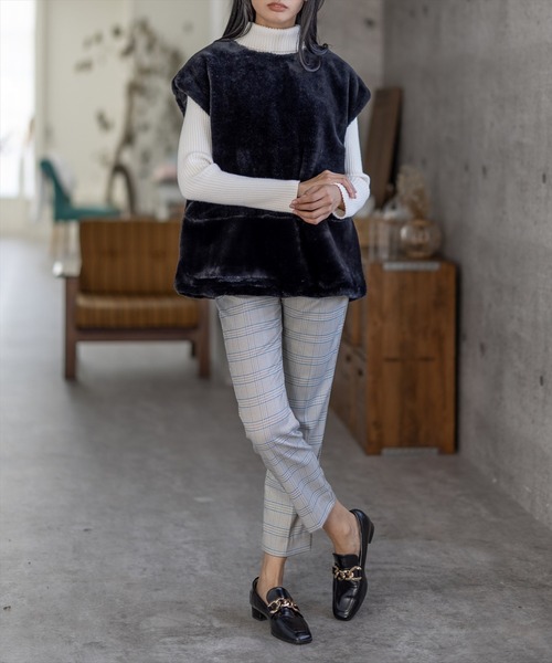 clear(クリア)の「リボン付切替ファートップス(Tシャツ/カットソー・レディース・ブラック/アイボリー/ブラック系その他・F)」の10枚目の写真