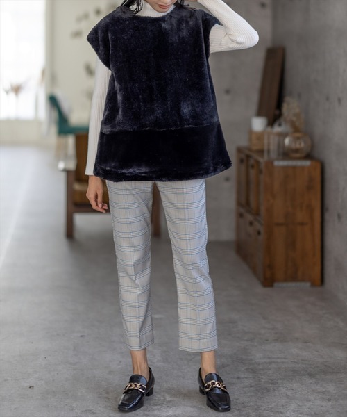 clear(クリア)の「リボン付切替ファートップス(Tシャツ/カットソー・レディース・ブラック/アイボリー/ブラック系その他・F)」の9枚目の写真