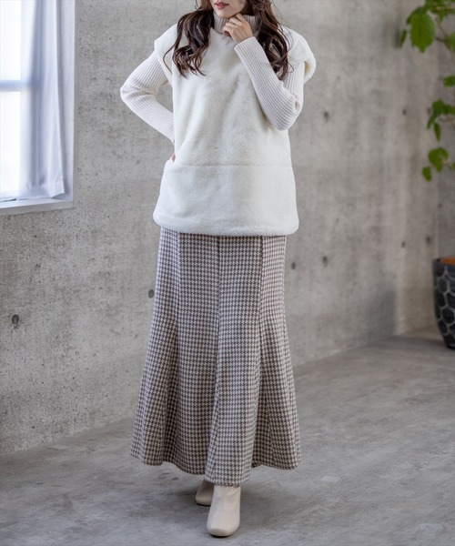 clear(クリア)の「リボン付切替ファートップス(Tシャツ/カットソー・レディース・ブラック/アイボリー/ブラック系その他・F)」の15枚目の写真