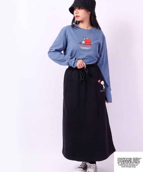 PEANUTS(ピーナッツ)の「PEANUTS スヌーピー 長袖Tシャツ(Tシャツ/カットソー・レディース・カーキ/サックスブルー/オフホワイト/ベージュ・M/L/LL)」の10枚目の写真