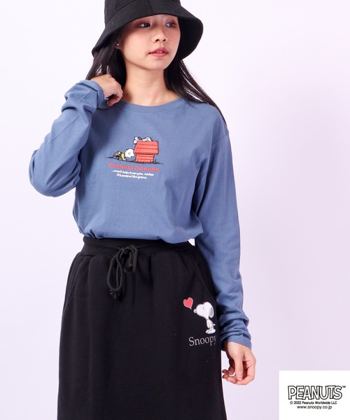 PEANUTS(ピーナッツ)の「PEANUTS スヌーピー 長袖Tシャツ(Tシャツ/カットソー・レディース・カーキ/サックスブルー/オフホワイト/ベージュ・M/L/LL)」の16枚目の写真
