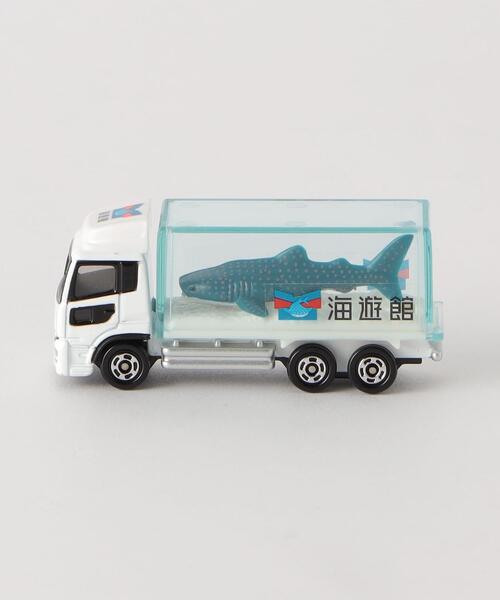 green label relaxing(グリーンレーベルリラクシング)の「<TOMICA> No.69 水族館トラック(サメ)(おもちゃ・キッズ・ホワイト・FREE)」の2枚目の写真