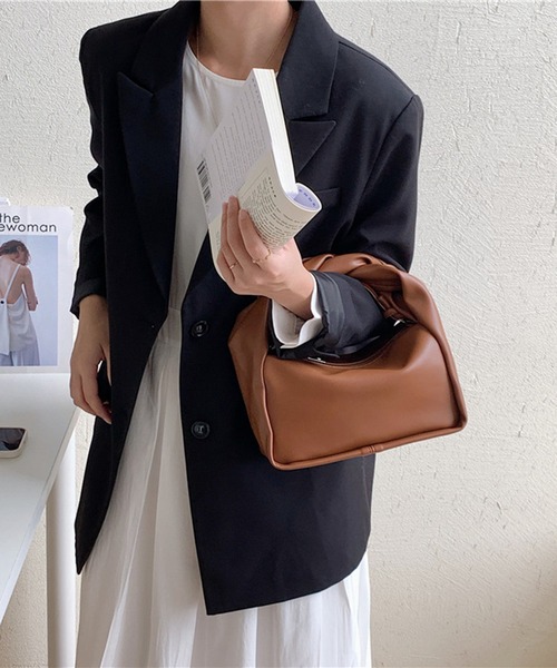 MAISON BREEZE（メゾンブリーズ）の「【MAISON BREEZE】スクエアクロワッサンショルダーバッグ KNF ※（ショルダーバッグ・レディース・グリーン/ブラウン/ブラック/ホワイト・FREE）」の7枚目の写真