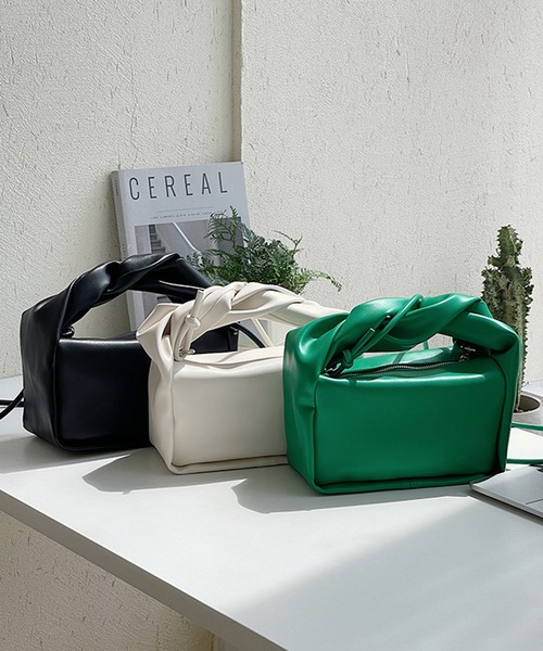 MAISON BREEZE（メゾンブリーズ）の「【MAISON BREEZE】スクエアクロワッサンショルダーバッグ KNF ※（ショルダーバッグ・レディース・グリーン/ブラウン/ブラック/ホワイト・FREE）」の21枚目の写真