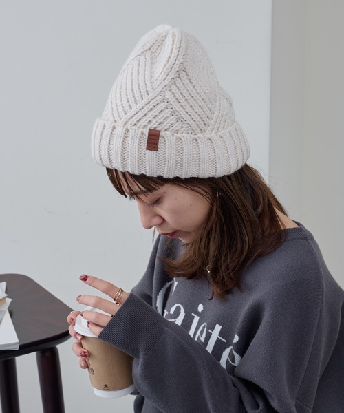 COLONY 2139（コロニートゥーワンスリーナイン）の「裏ボア付きリブ編みニット帽（ニットキャップ/ビーニー・レディース・マスタード/モカ/チャコールグレー/グレー/オフホワイト・FREE）」の6枚目の写真