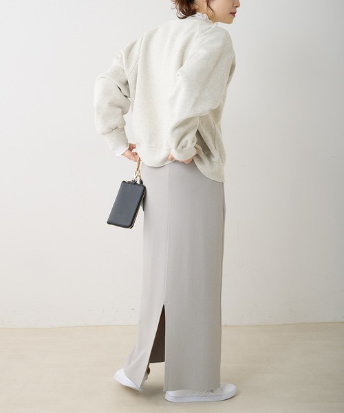 PUAL CE CIN（ピュアルセシン）の「パイルカット裏毛カレッジロゴプルオーバー（スウェット・レディース・オフホワイト/サックスブルー/ナチュラル・FREE）」の8枚目の写真