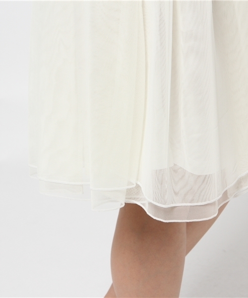 NATURAL BEAUTY BASIC（ナチュラルビューティーベーシック）の「シアーフレアスカート（スカート・レディース・グレー/ホワイト系その他/ネイビー・MEDIUM）」の8枚目の写真