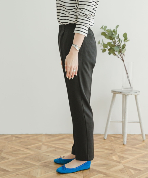 ITEMS URBANRESEARCH(アイテムズ アーバンリサーチ)の「センタープレスパンツ(スラックス・レディース・ブラウン/ブラック・FREE)」の21枚目の写真