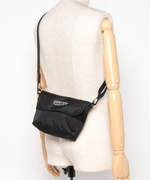 DISCUS ATHLETIC（ディスカス　アスレチック）の「DISCUS ショルダーバッグ（ショルダーバッグ・レディース・ブラック/グレー・FREE）」の10枚目の写真