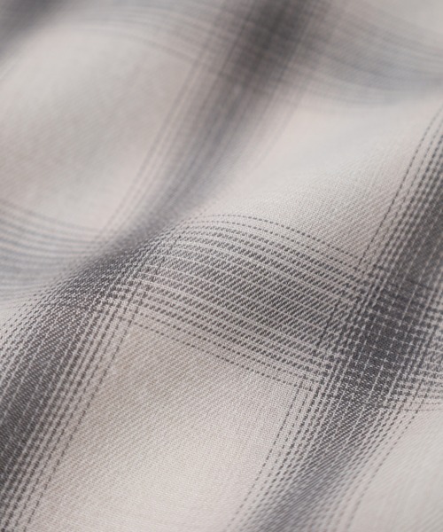 CIAO（チャオ）の「ciao オンブレチェックシャツ 長袖（シャツ/ブラウス・メンズ・レッド/グリーン/グレー/ブラック/ベージュ/ブラック系/ホワイト系/ベージュ系/グレー系/ブルー系/ネイビー系/オレンジ系・M/L/XL）」の14枚目の写真