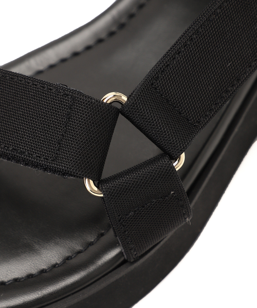 アツゾコストラップサンダル