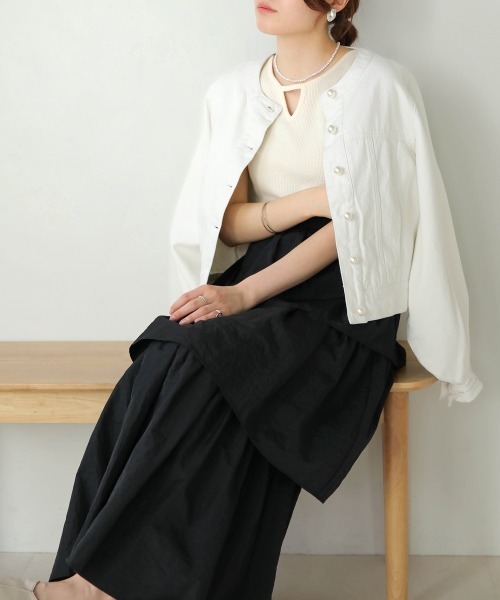 Bab(バブ)の「前後2WAYスクエアタンクトップ(タンクトップ・レディース・グレイッシュベージュ/アイボリー/ブラック・FREE)」の6枚目の写真