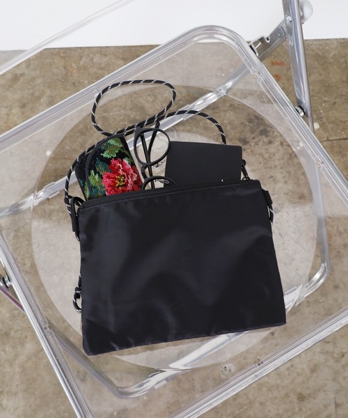 TRUSS（トラス）の「TRUSS/トラス リップミニサコッシュ（ショルダーバッグ・メンズ・オレンジ/ホワイト/ブラック/アーミー・FREE）」の10枚目の写真